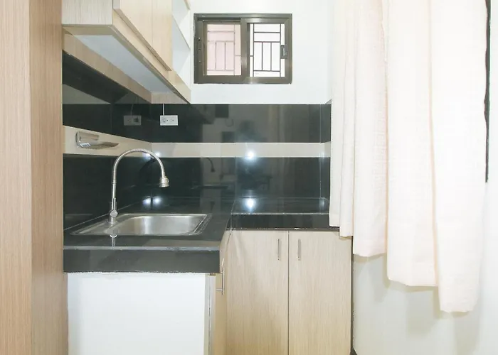 Reddoorz At Mgp Apartelle Near Espana マニラ市