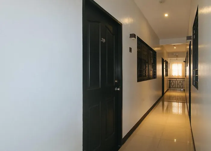 Reddoorz At Mgp Apartelle Near Espana ホテル