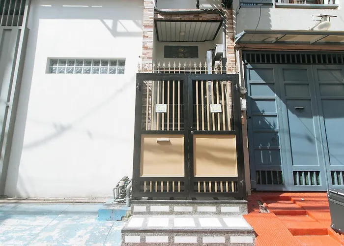 ホテル Reddoorz At Mgp Apartelle Near Espana *
